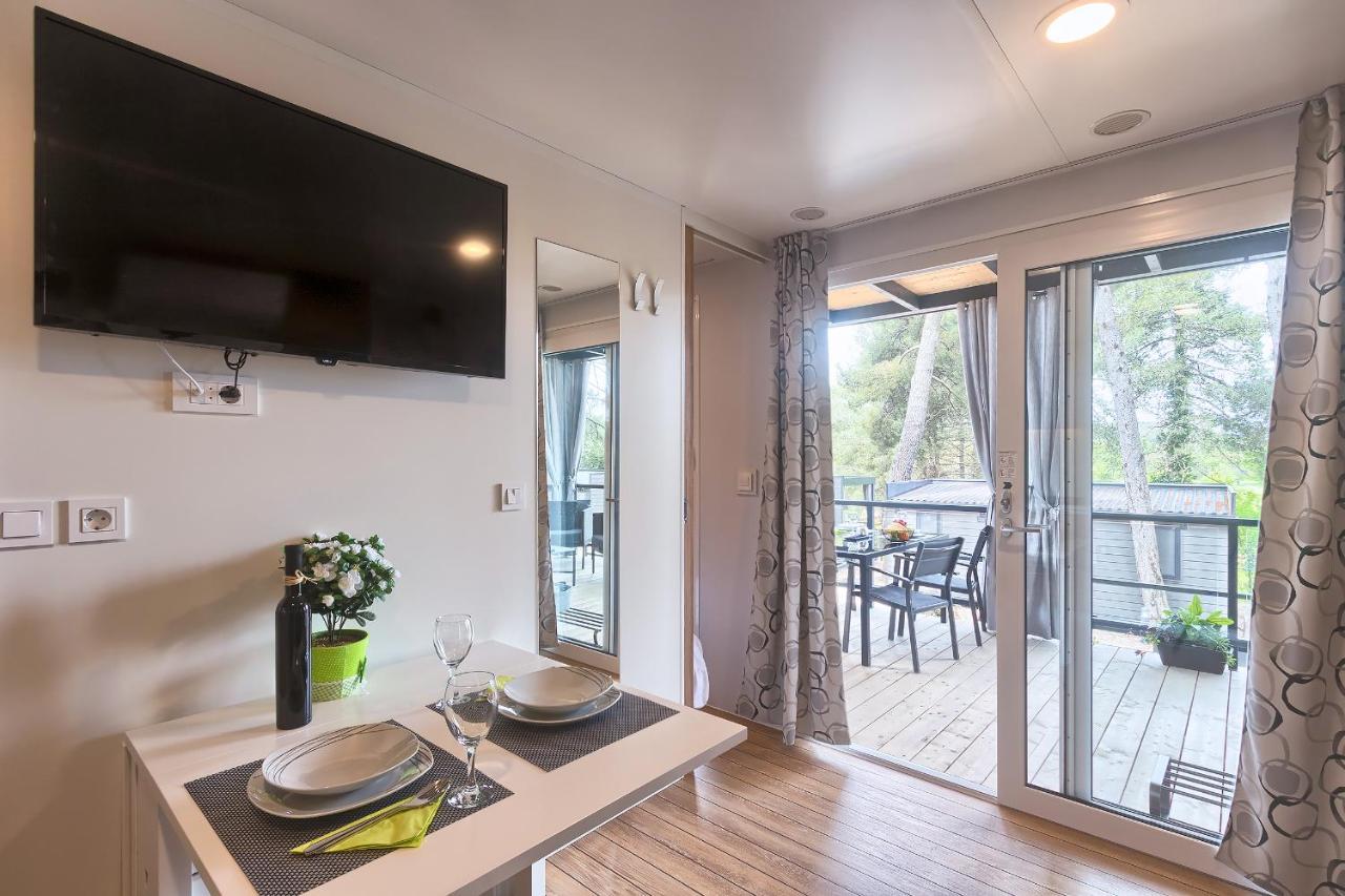 Total Escape Mobile Home Nera Camp Porton Biondi Ровинь Экстерьер фото